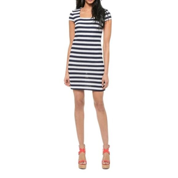 Diane Von Furstenberg Navy and White Stripe Suji Honeycomb Knit Dress NEW - Picture 4 of 8